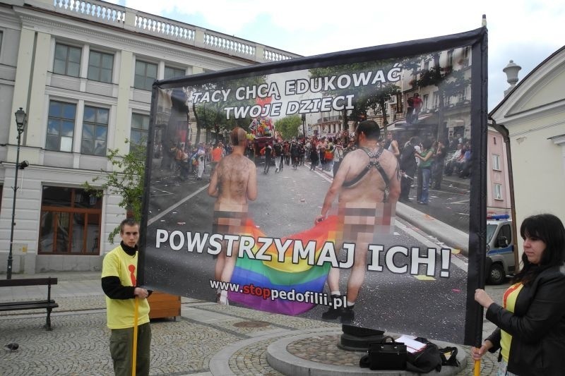Rynek Kościuszki. Akcja Stop pedofilii (zdjęcia, wideo)