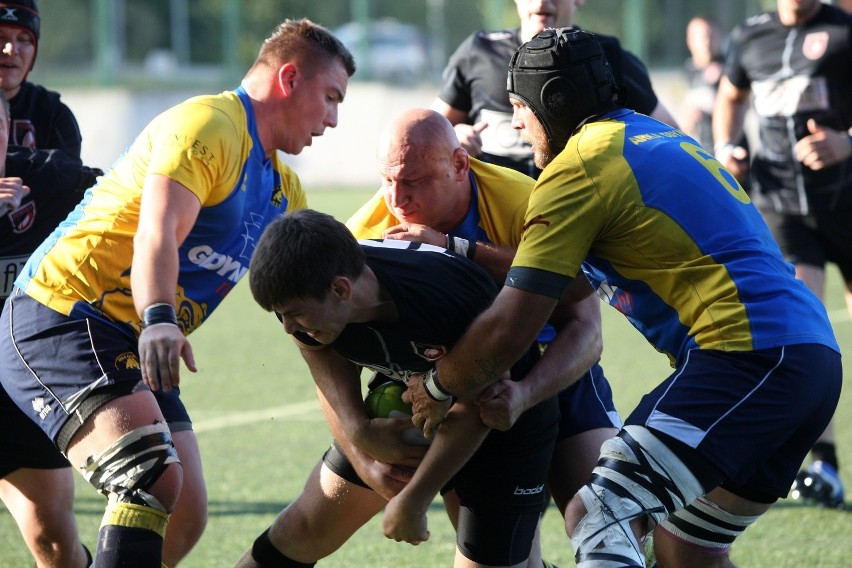 Rugby na Pomorzu. Pewne zwycięstwa Lechii i Arki, Ogniwo zaczyna sezon od porażki [ZDJĘCIA]