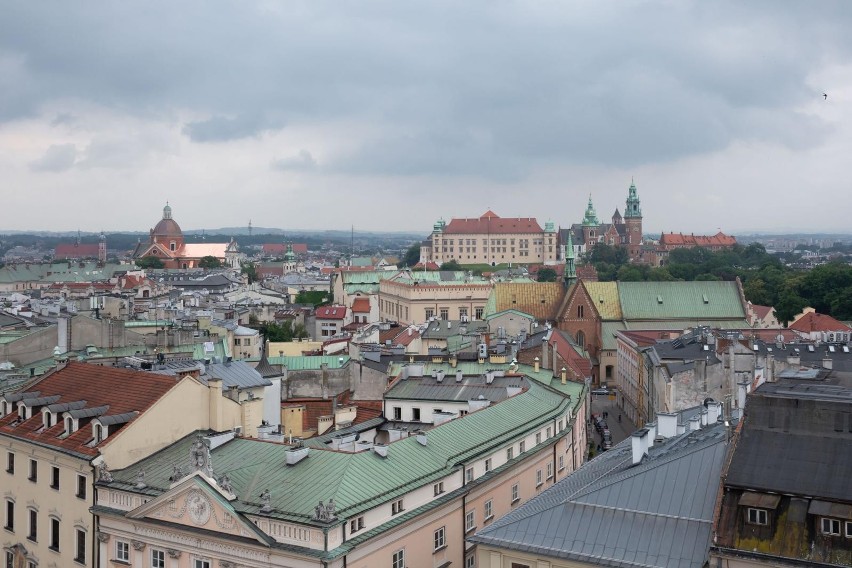 Kraków. Spór o podwyżkę podatku od nieruchomości z powodu inflacji. Różne opinie radnych w sprawie pozyskania dodatkowych 52 mln zł