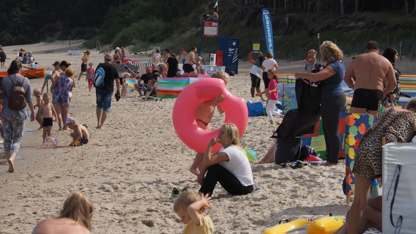 Zobaczcie, jak we wtorkowe południe wyglądała plaża...