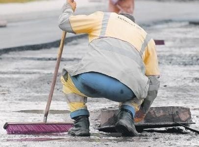 Zielona Góra. Mniej pieniędzy na inwestycjeW ramach gwarancji poprawiono m.in. ul. Jędrzychowską.