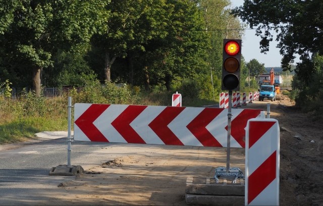 Powiat białogardzki otrzymał na tę ważną inwestycję drogową ponad 1,9 miliona złotych z Rządowego Funduszu Rozwoju Dróg.
