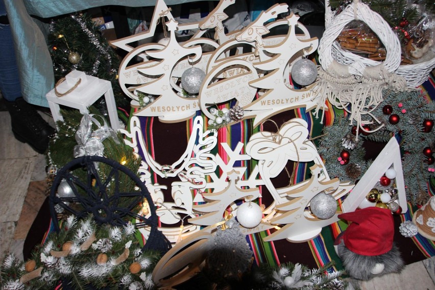 Lipski jarmark świąteczny był organizowany tradycyjnie w...