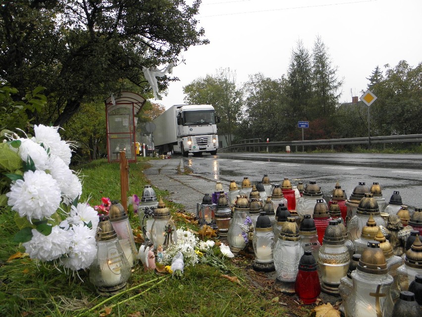 Tragedia w Kozach Gajach: Karolina Z. była pod wpływem amfy, jechała 98 km na godz.