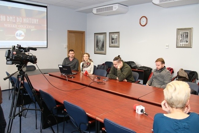 100 dni do matury. Wielkie odliczanie. Uniwersytet Śląski pomaga maturzystom [ZDJĘCIA]