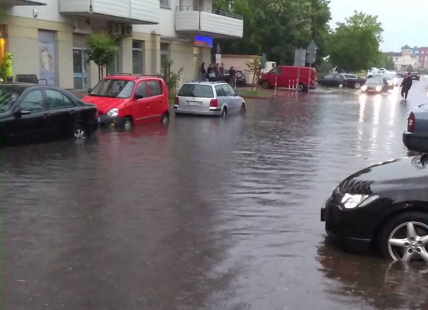 Mieszkańcy bloku przy ulicy Zachodniej w Białymstoku mają...