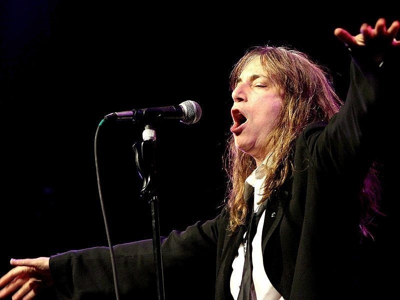 4) Poetka Patti Smith poświęciła jej dwa wiersze „Amelia...