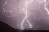 Uwaga! W Radomiu i regionie radomskim mogą wystąpić gwałtowne burze i silne porywy wiatru. Jest ostrzeżenie IMGW