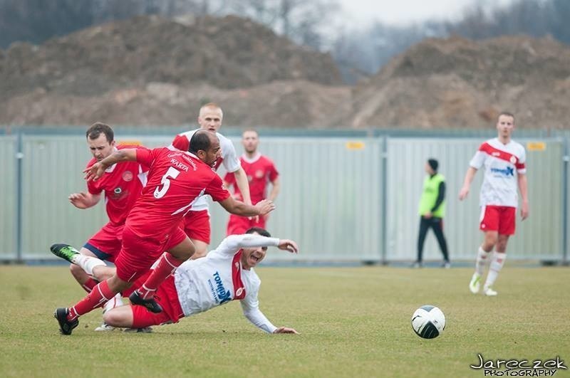 Łódzki Klub Sportowy pokonał Jutrzenkę Warta 3:0 po golach...