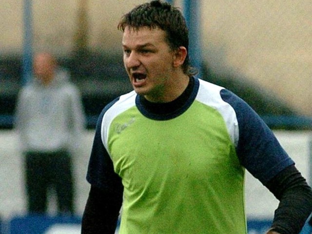 Mateusz Karnas, urodzony 16 marca 1981, pozycja: bramkarz.
