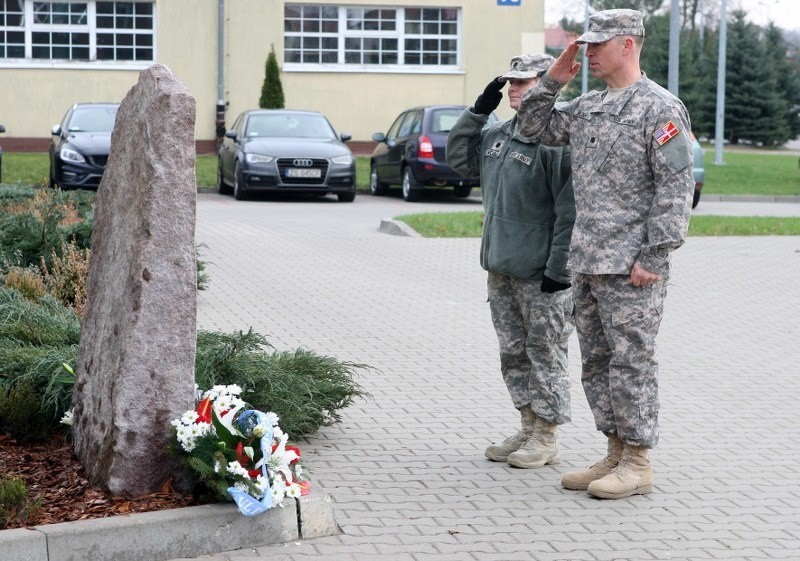 Tablica ku czci żołnierzy, uczestników misji afgańskiej