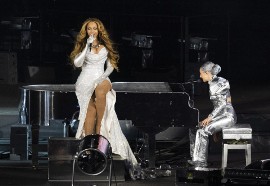 Tłumy na Narodowym! Sprawdź, jakie gwiazdy bawiły się na koncercie Beyoncé