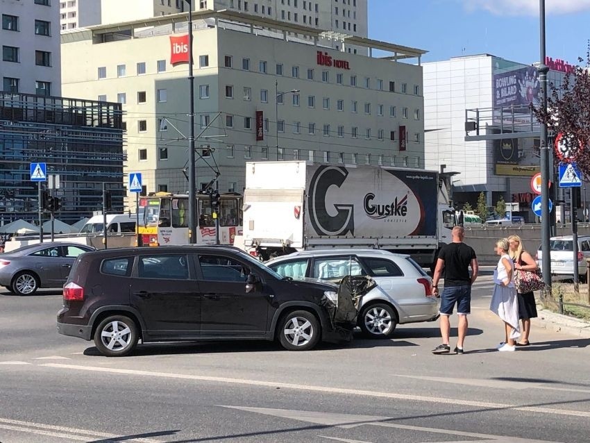 Wypadek na skrzyżowaniu Sienkiewicza i al. Piłsudskiego [Zdjęcia]