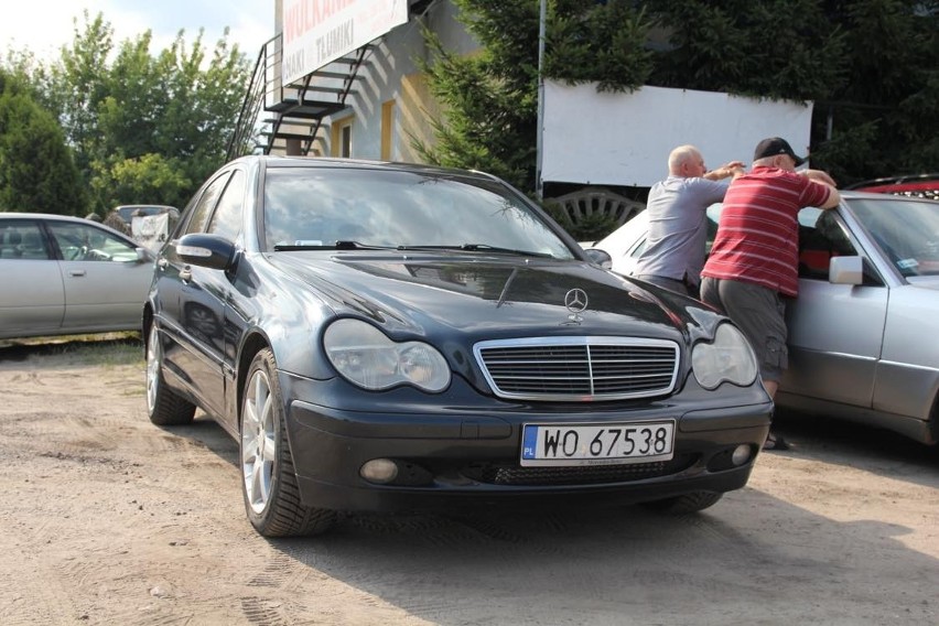 Mercedes C-klasa, rok 2001, 2,0 benzyna, cena 8 500 zł