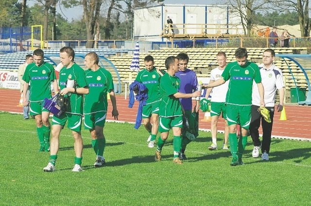 Zafrasowane miny zawodników Lechii mówią wszystko. Kiedy skończy się ten marazm?