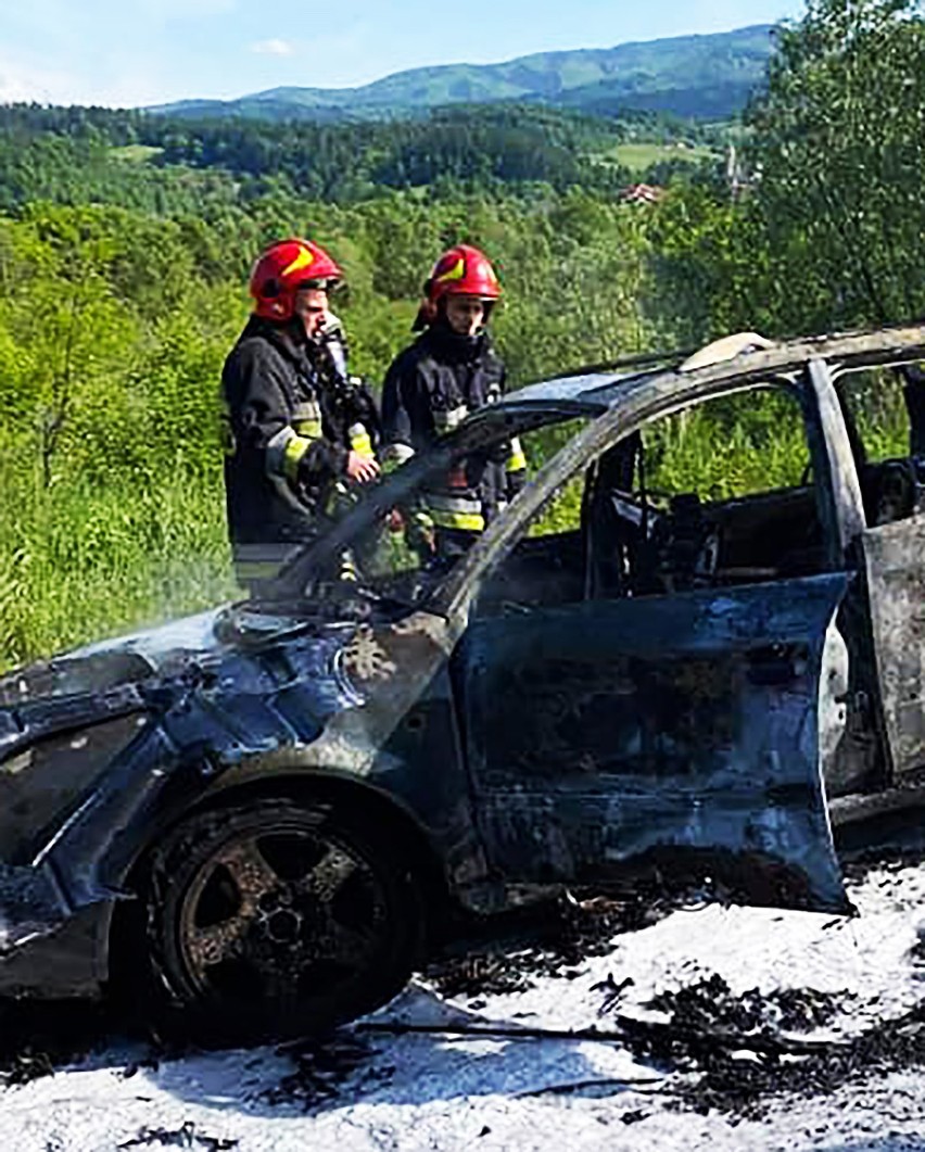 Auto z miasta nad Ropą spłonęło we wsi nad Dunajcem