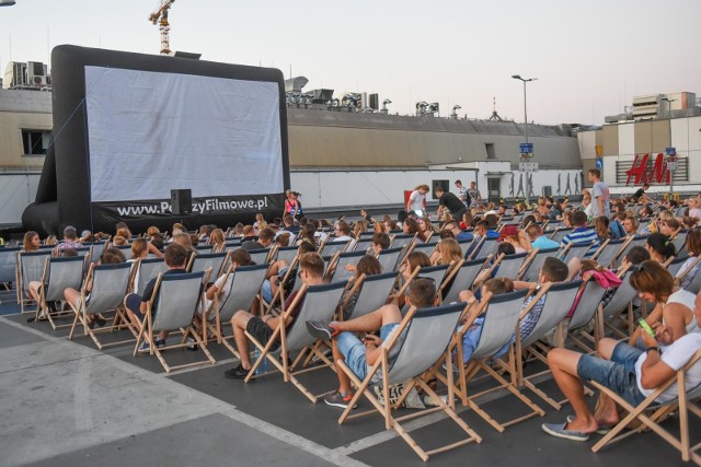 W najbliższych dniach poznańskie kina plenerowe pokażą wiele interesujących filmów, m.in. "Obdarowani", „Lego Przygoda” i „Nice Guys. Równi goście”.Czytaj dalej -------------->