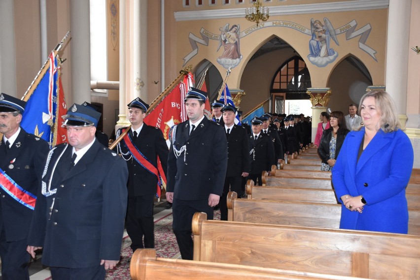 OSP Gumowo obchodziła jubileusz 50- lecia. Jednostka otrzymała sztandar, a strażacy zostali wyróżnieni medalami. 17.09.2022