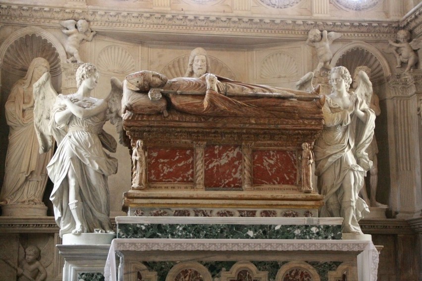 Gotycki sarkofag Ursiniego w katedrze w Trogirze