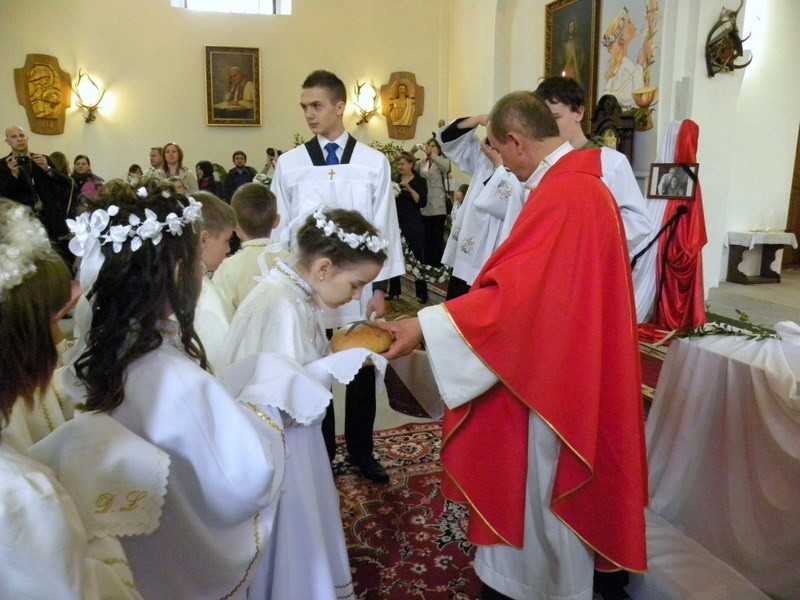 Pierwsza Komunia w parafii Świętych Cyryla i Metodego w Hajnówce