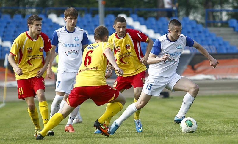 Stal Rzeszów - Znicz Pruszków 0:1...