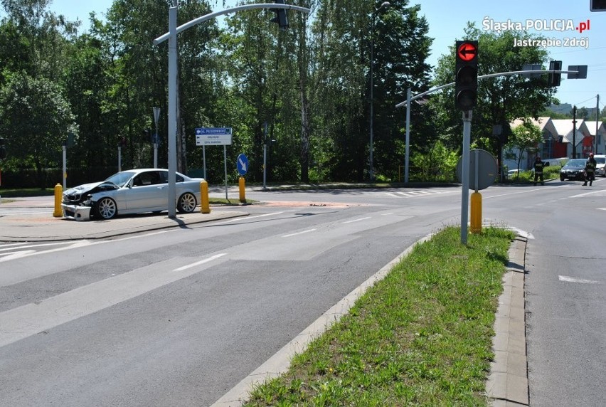 Groźny wypadek w Jastrzębiu: Ranne 5-miesięczne dziecko