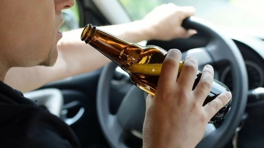 Za jazdę pod wpływem alkoholu, będzie groziła konfiskata...
