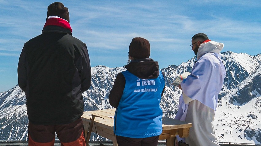 Tatry. Ludzie gór spotkali się na Kasprowym Wierchu na wyjątkowej mszy świętej [ZDJĘCIA] 