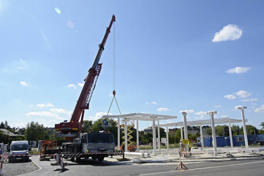 Gigantyczne opóźnienia w budowie parkingów P&R w gminach Wieliczka i Niepołomice