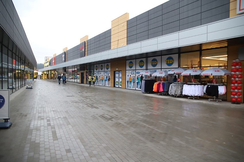 Ełk. Centrum handlowe Karuzela już otwarte! Zainwestowali ok. 80 mln zł (zdjęcia)