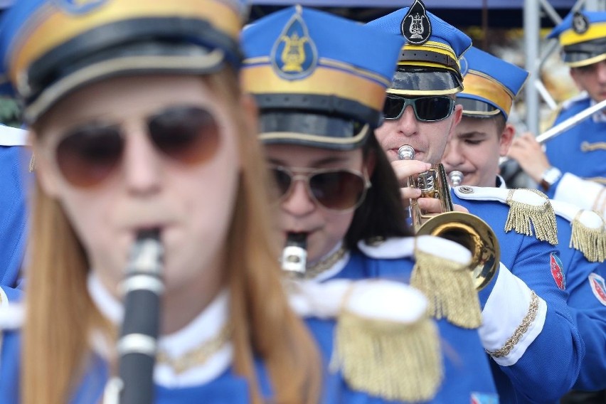 Wielkie show orkiestr dętych na daleszyckim Rynku