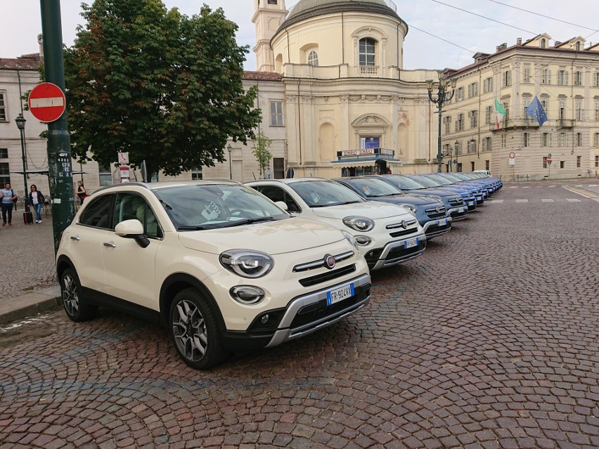 Nowe silniki, nowe wersje i więcej w standardzie. Fiat 500X...