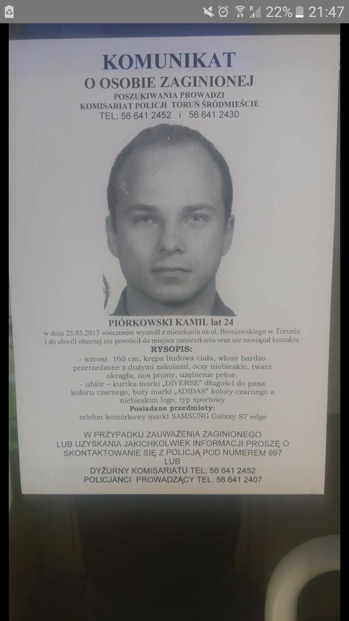 Kamil Piórkowski - Plakat z pomylonym telefonem.