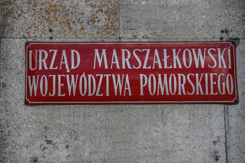 Koronawirus na Pomorzu. Kolejna osoba z Urzędu Marszałkowskiego z koronawirusem. Oprócz marszałka chorych jest już trzech pracowników