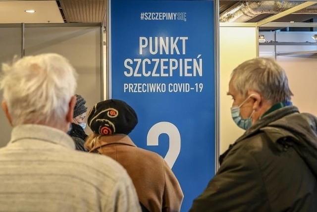 Raport dotyczący niepożądanych odczynów poszczepiennych w Lubuskiem. Dane aktualne na dzień 06.02.2021. Jakie objawy mieli zaszczepieni?  >>> WIDEO:Szczepienia przeciwko COVID-19 w Lubuskiem rozpoczęte 