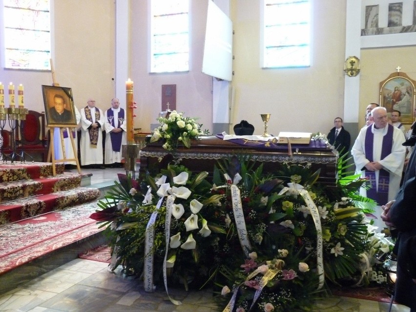 Pogrzeb ks. Janusza Czarnego
