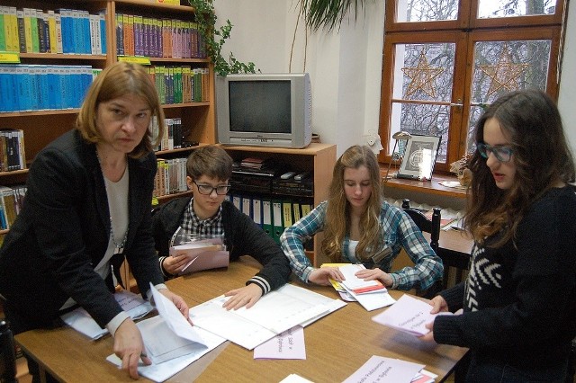 W Bibliotece Pedagogicznej w Bytowie zorganizowano dwie dobroczynne akcje. 