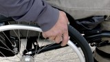 Groźny wypadek koło Wolsztyna. Potrącono osobę na wózku inwalidzkim. Śmigłowiec LPR miał problemy