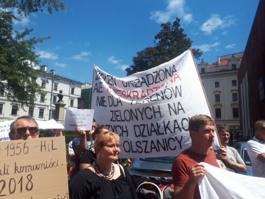 Wielki plan dla zieleni. Mieszkańcy protestują i atakują prezydenta. Ułożyli wierszyk