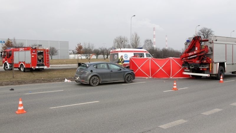 Śmiertelny wypadek na Dąbrowskiego! [ZDJĘCIA, FILM]