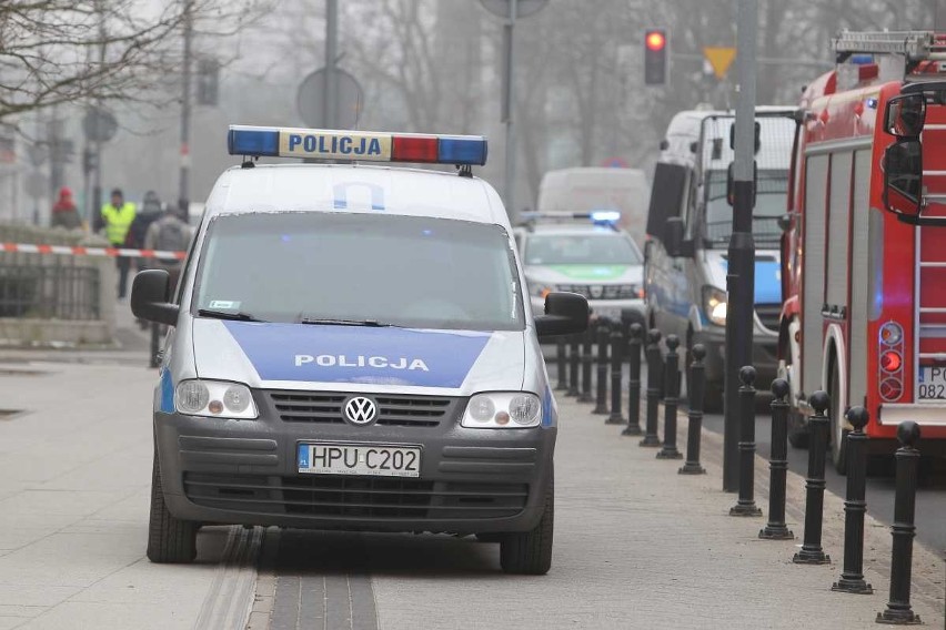 Ewakuacja budynku Urzędu Wojewódzkiego w Poznaniu...