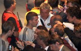 Lukas Podolski zagra w Górniku Zabrze czy w USA? KIbice w Japonii pożegnali go owacjami. Górnik Zabrze ma silną konkurencję