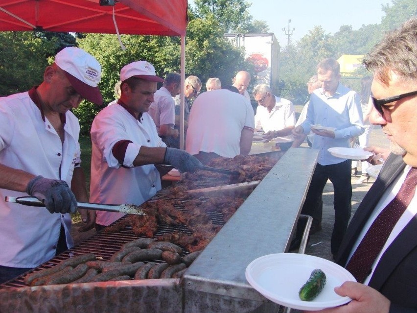 Piknik wieprzowy w Przysieku z okazji 20-lecia...