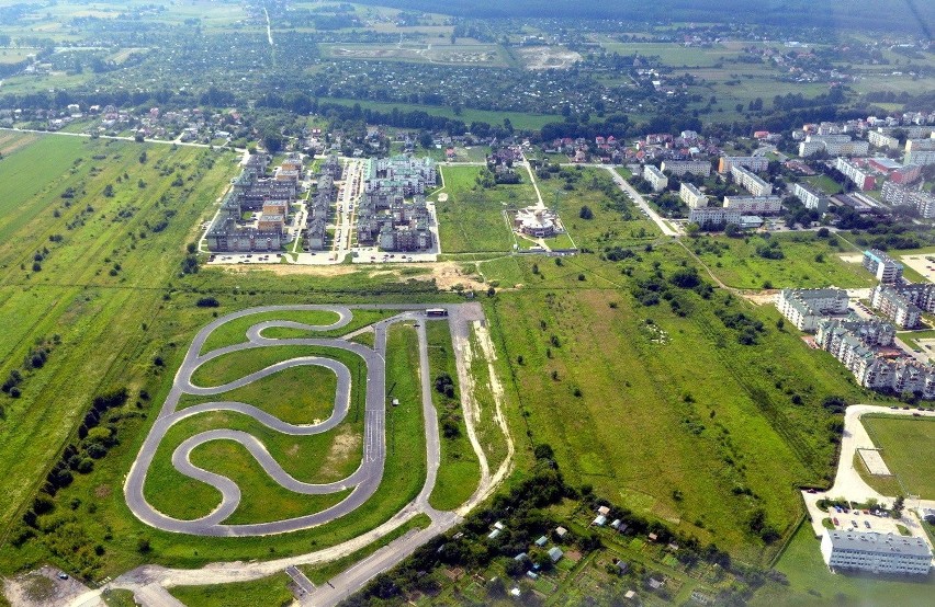 Tor Lublin wybudowany pod koniec lat 70., przez blisko 35...