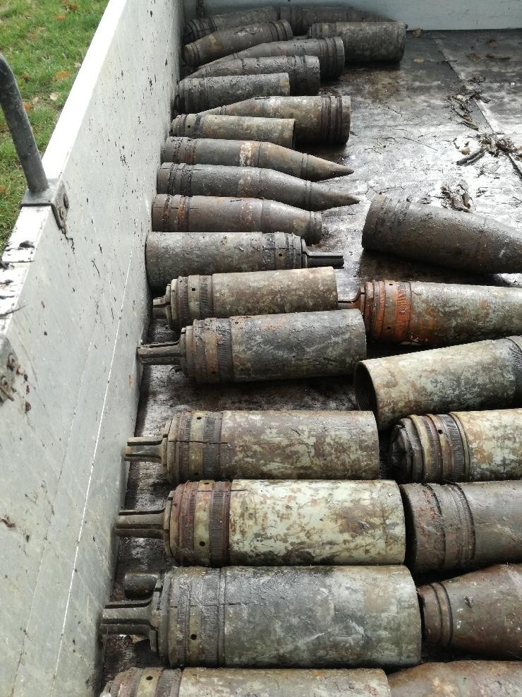 Mieszkaniec powiatu staszowskiego wymienił drewno za pociski z czasów wojny
