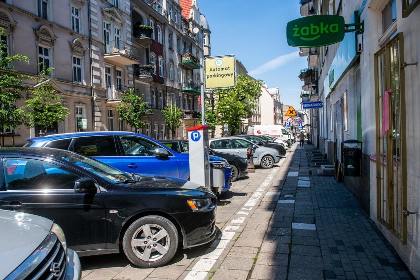 Każdego dnia w poznańskich strefach płatnego parkowania...