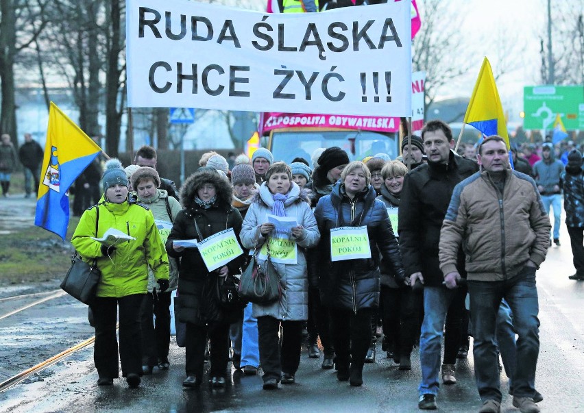 Pod kopalnią Pokój w Rudzie Śląskiej protestowali nie tylko...