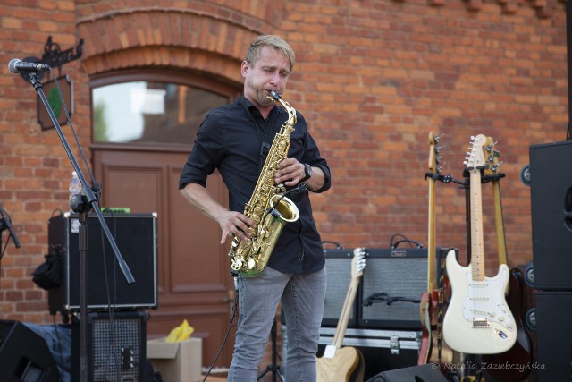 29 października o  godzinie  20 w  Lapidarium pod Ratuszem  wystąpi Michał Kobojek Quartet.