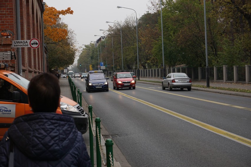 Ul.Bukowska - tu także policja odnotowuje przypadki łamania...