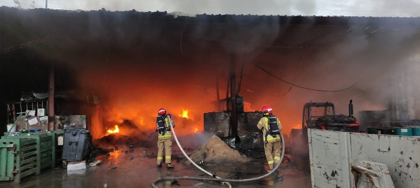 Płonęła hala magazynowa w Lublinie. Akcja gaśnicza nie była łatwa